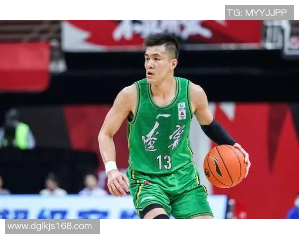 任骏飞领衔球队奋战新赛季展现全能球技与领导力的双重魅力